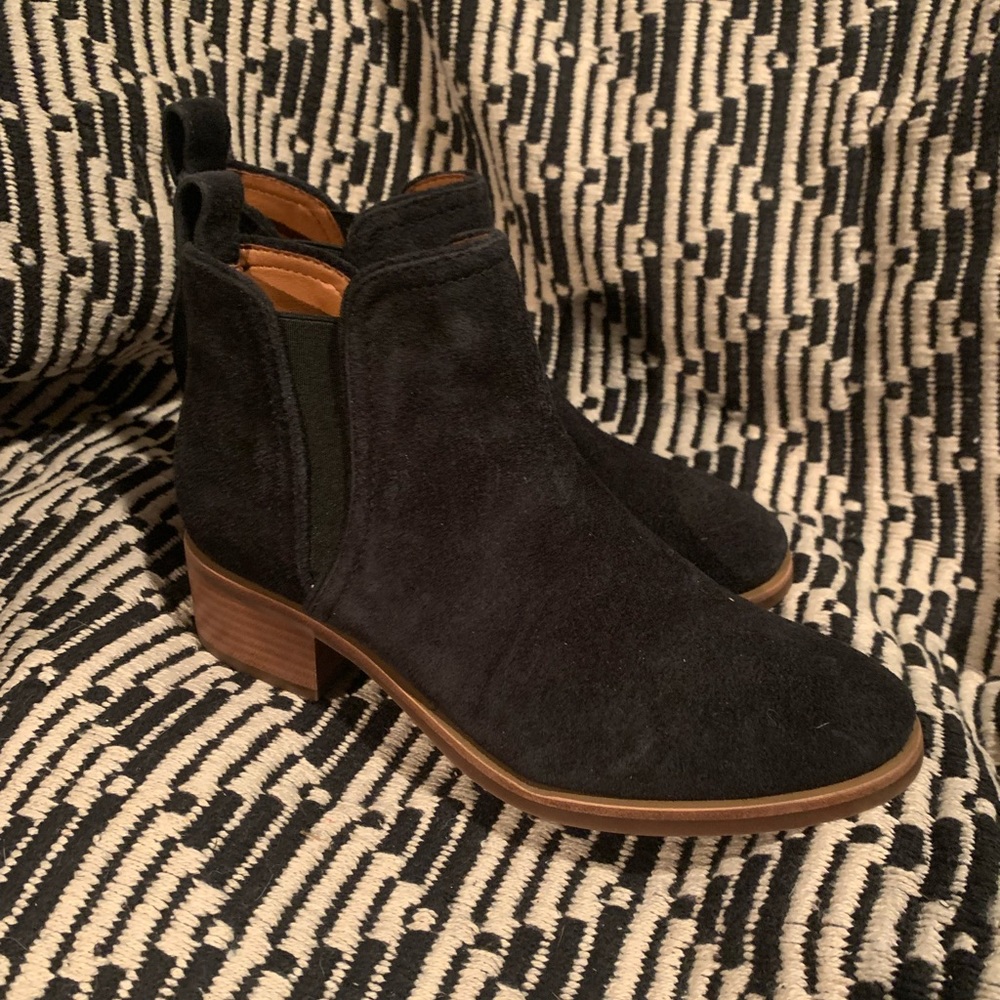 Lucky Brand Black Suede Bootie Size 7